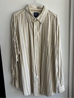 High Sierra / Vintage - Beige and White Striped Button-Up Shirt